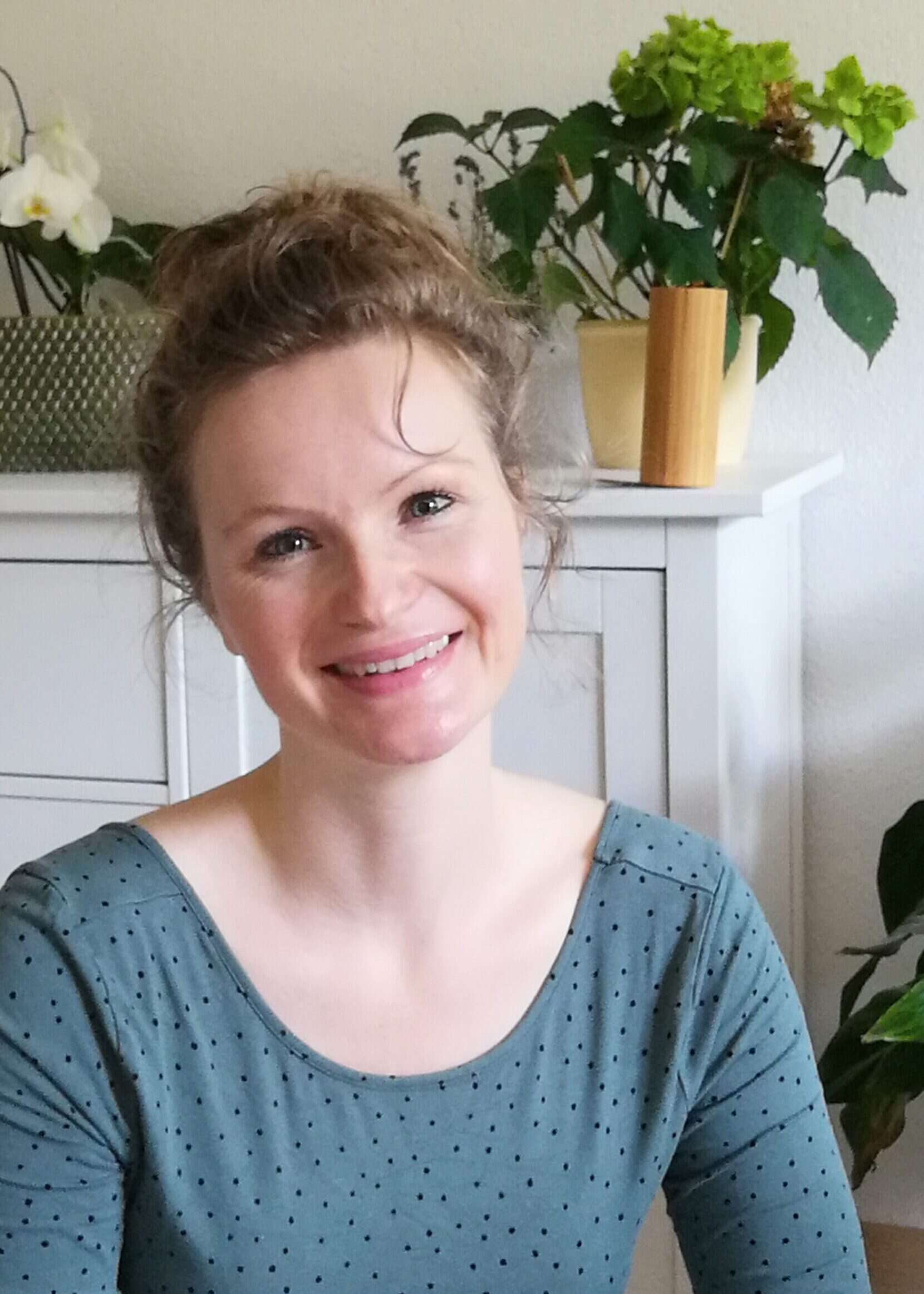 Camilla Jacob lächelt